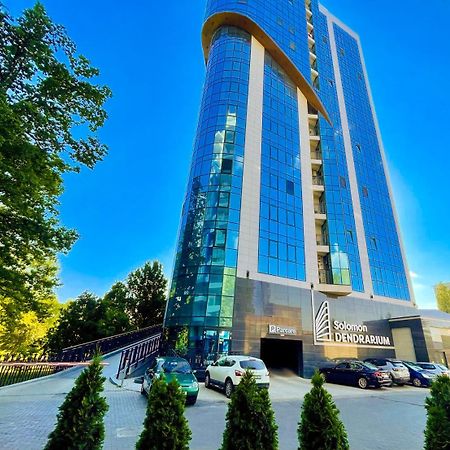 Dendrarium Park, 1Bd Apartment With Living Room Kischinau Exterior foto