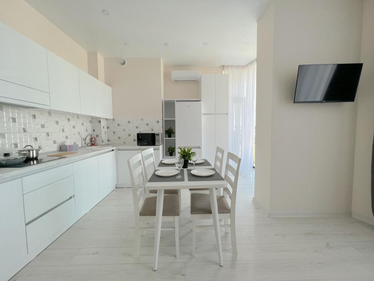 Dendrarium Park, 1Bd Apartment With Living Room Kischinau Exterior foto